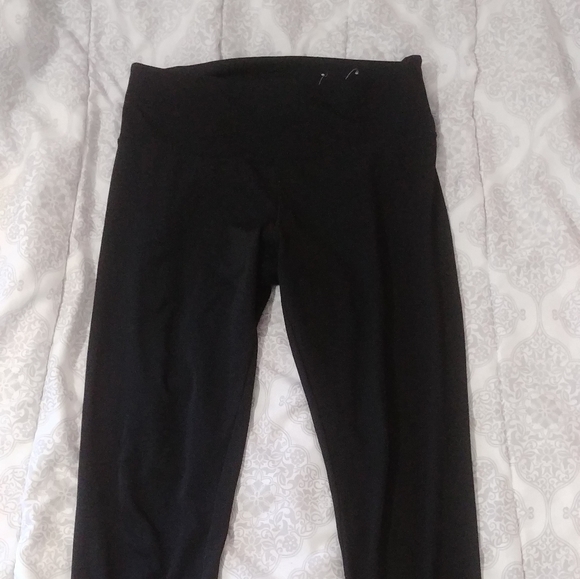 Black leggings - Picture 1 of 3